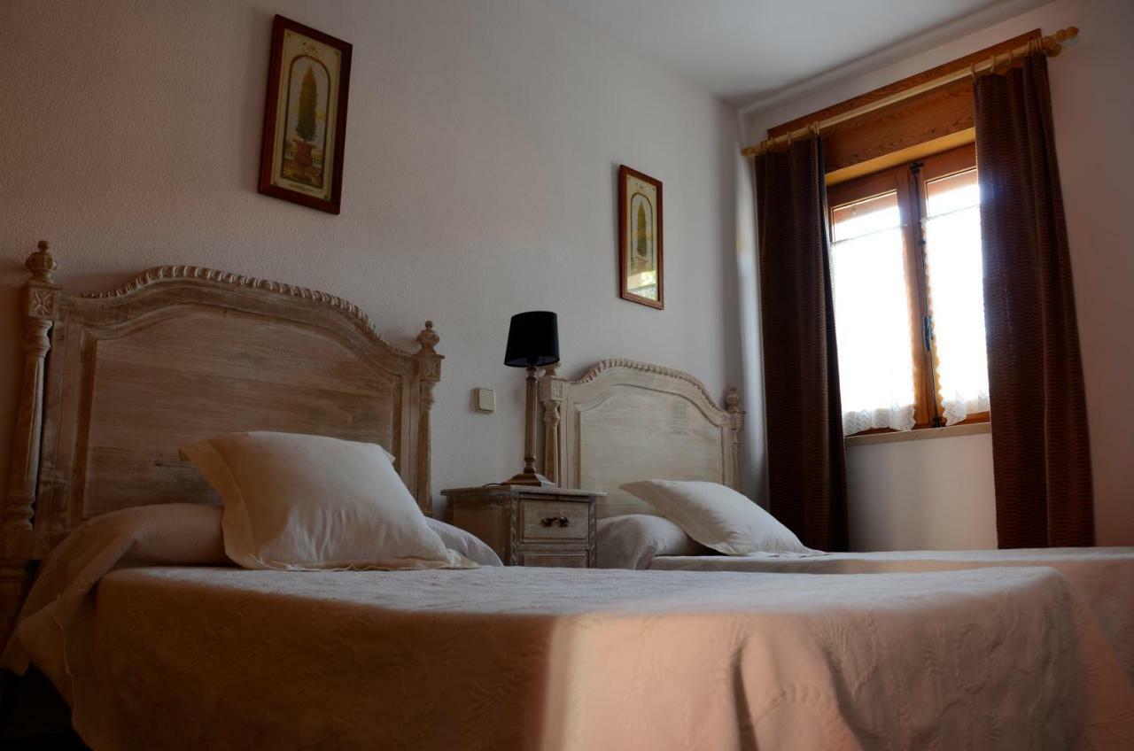 Casa Rural Alcarrena Сигуенца Екстериор снимка